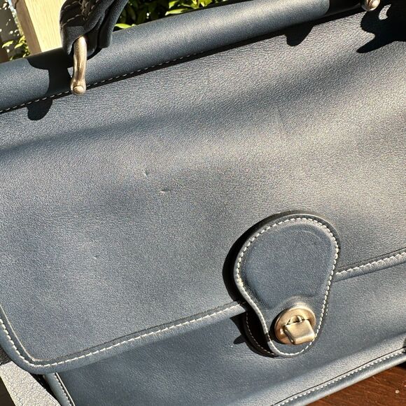 Coach Willis Bag Style No. 9927 in Blue (Soon to be Vintage) - Picture 4 of 14